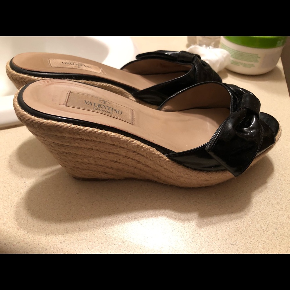 Valentino wedge sandals sz 35.5